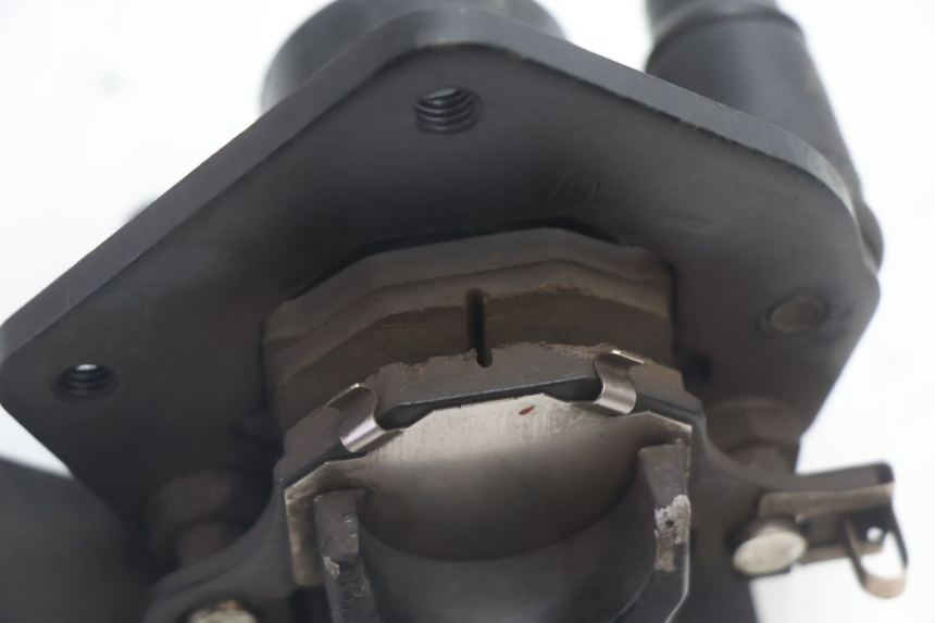 photo de PINZA FRENO DELANTERA MASH DIRT TRACK 50 (2018 - 2020) - Detalles de los puntos de fijación