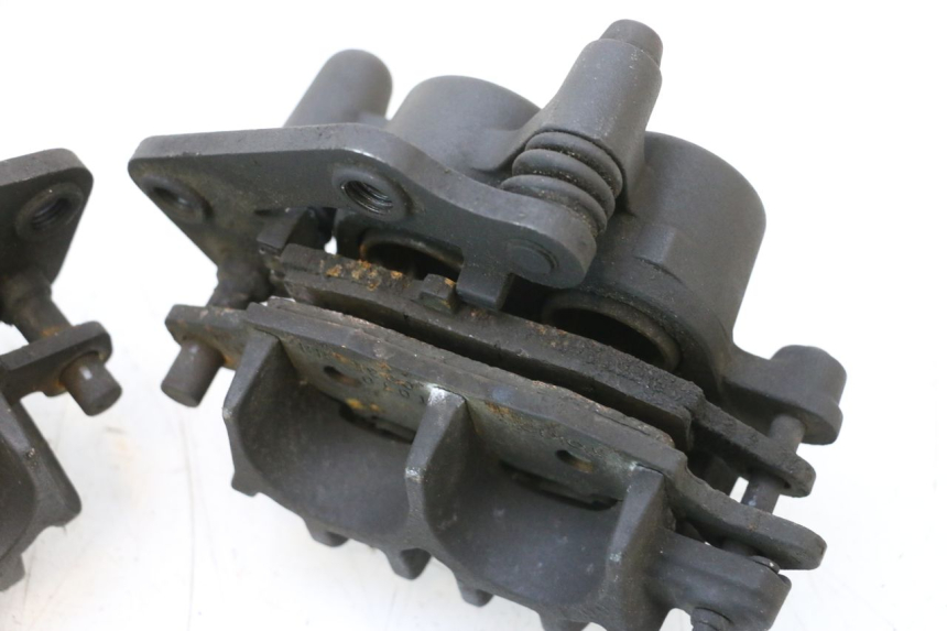 photo de PINZA FRENO DELANTERA KAWASAKI ER-6 ER6 F ABS 650 (2012 - 2016) - Detalles de los puntos de fijación