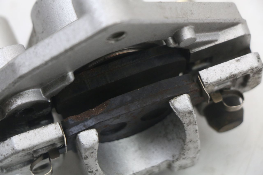 photo de PINZA FRENO DELANTERA EUROCKA RETRO 50 (2007 - 2014) - Detalles de los puntos de fijación