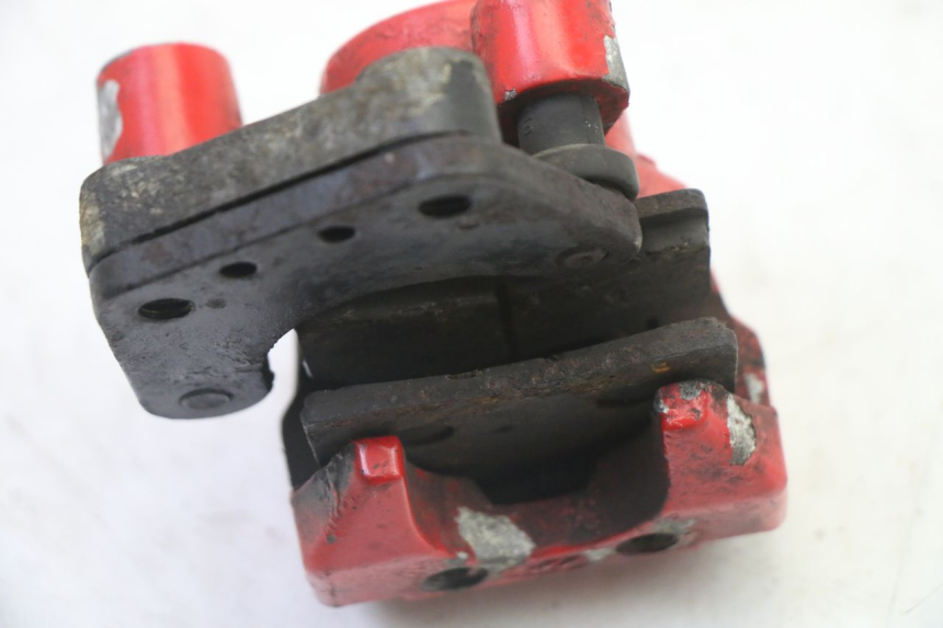 photo de PINZA FRENO DELANTERA KEEWAY F-ACT FACT 50 (2006 - 2011) - Detalles de los puntos de fijación