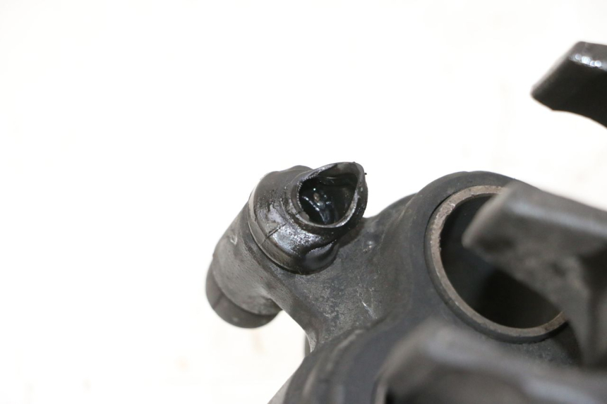 photo de PINZA DE FRENO DELANTERO HONDA FES S-WING SWING ABS 125 (2007 - 2015) - Zoom estado de uso