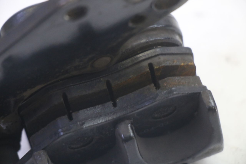 photo de PINZA DE FRENO DELANTERO SYM FIDDLE 3 III 125 (2014 - 2020) - Detalles de los puntos de fijación