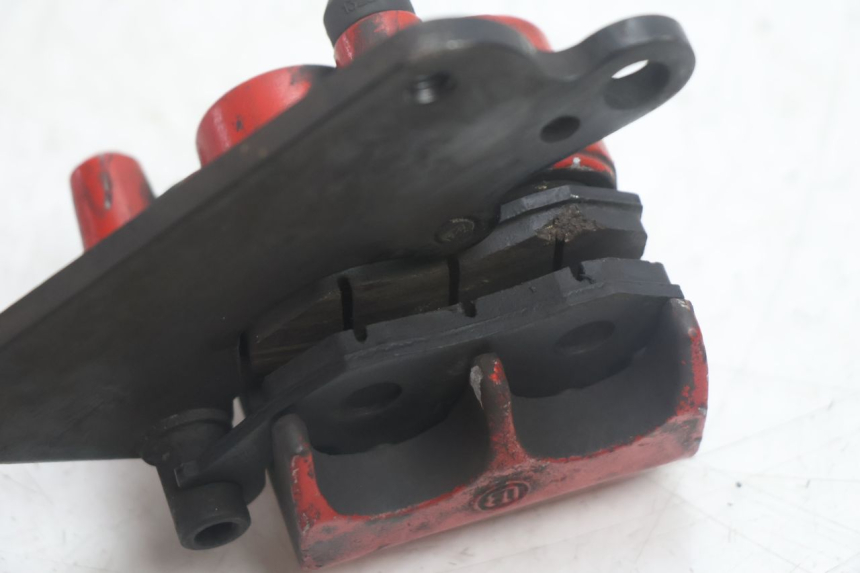 photo de PINZA DE FRENO DELANTERA SYM FIDDLE 3 III 50 (2014 - 2020) - Estado de la superficie y material