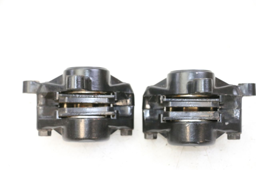 photo de PINZA FRENO DELANTERA YAMAHA FJ 36Y 1100 (1984 - 1985) - Primer plano técnico