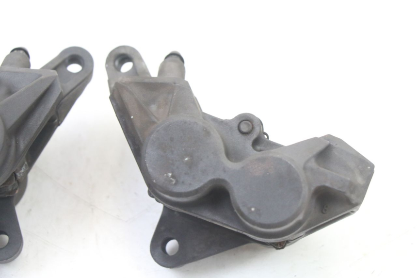 photo de PINZA FRENO DELANTERA YAMAHA FZ6 FAZER S2 600 (2007 - 2011) - Estado de la superficie y material
