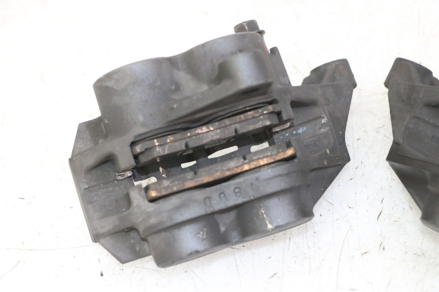 photo de PINZA DE FRENO DELANTERO YAMAHA FZS FAZER 600 (2001 - 2003) - Zoom estado de uso