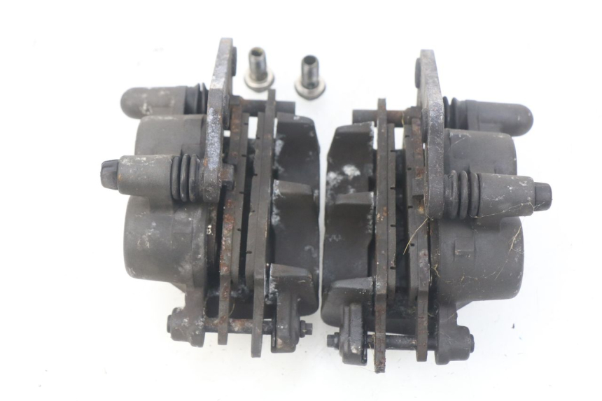 photo de PINZA FRENO DELANTERA SUZUKI GSF N BANDIT 600 (2000 - 2004) - Detalles de los puntos de fijación