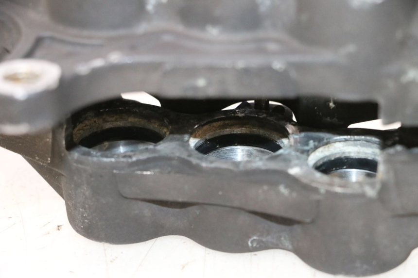 photo de PINZA FRENO DELANTERA SUZUKI GSF N BANDIT 1200 (2001 - 2005) - Primer plano técnico