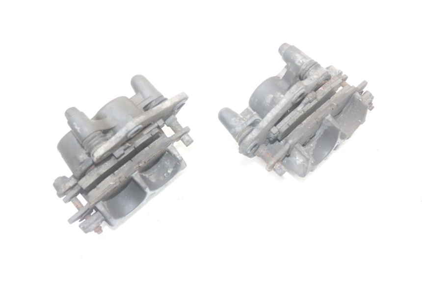 photo de PINZA FRENO DELANTERA SUZUKI GSR 750 (2011 - 2017) - Detalles de los puntos de fijación