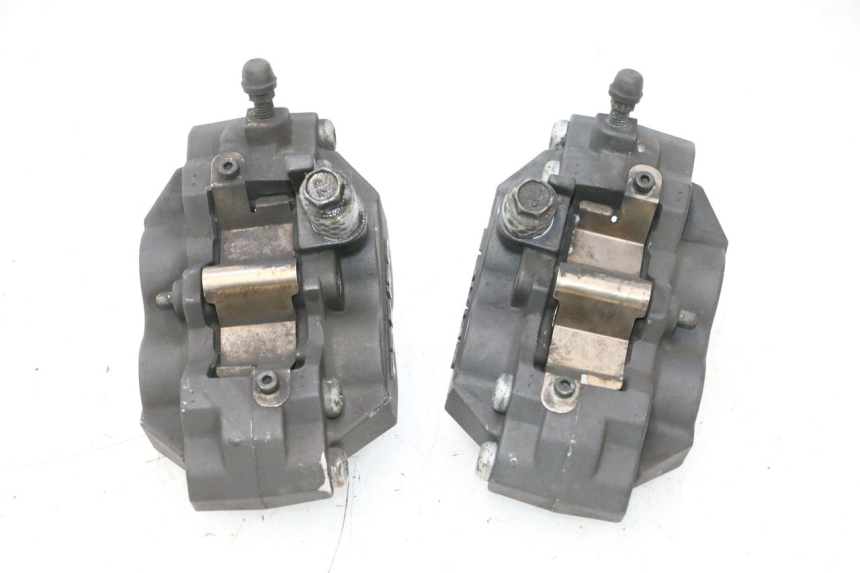 photo de PINZA FRENO DELANTERA SUZUKI GSR 600 (2005 - 2012) - Estado de la superficie y material