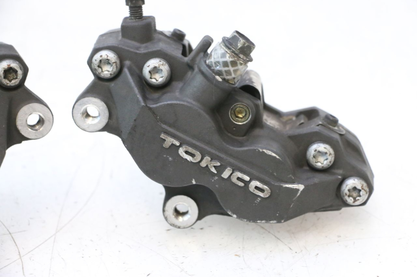 photo de PINZA FRENO DELANTERA SUZUKI GSR 600 (2005 - 2012) - Marcados y referencias originales