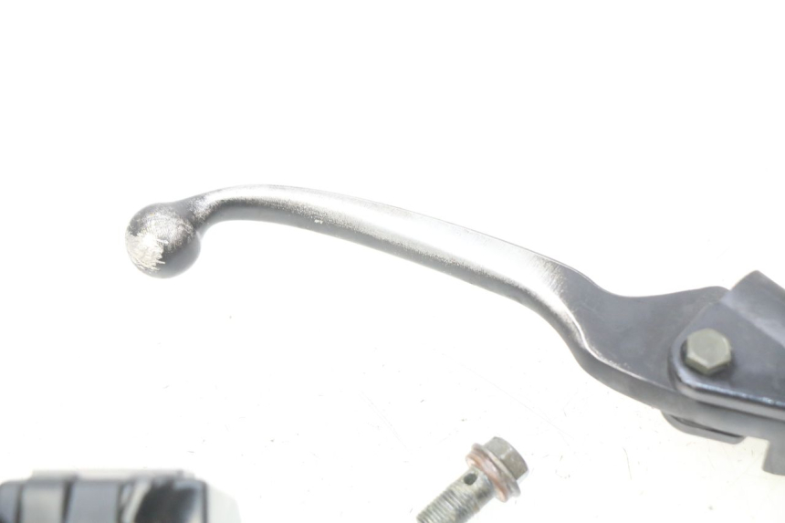 photo de PINZA DE FRENO DELANTERA PEUGEOT KISBEE 4T 50 (2010 - 2017) - Detalle de la pieza