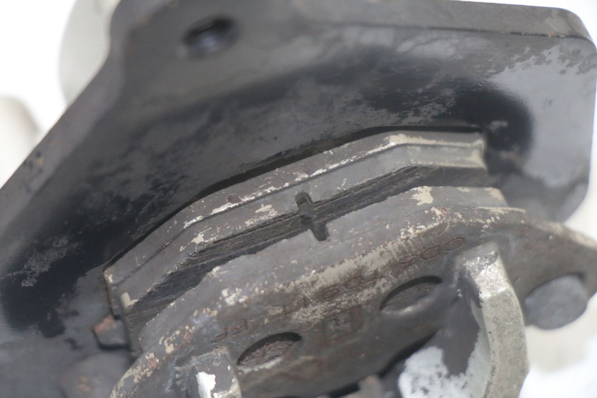 photo de PINZA DE FRENO DELANTERA KYMCO PEOPLE S 125 (2000 - 2008) - Estado de la superficie y material