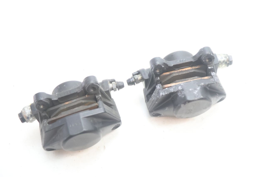 photo de PINZA FRENO DELANTERA PIAGGIO MP3 HPE 530 (2022 - 2026) - Estado de la superficie y material