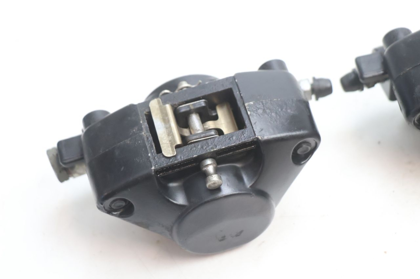 photo de PINZA DE FRENO DELANTERO PIAGGIO MP3 LT 400 (2007 - 2012) - Primer plano técnico