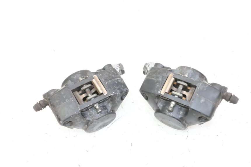 photo de PINZA DE FRENO DELANTERA PIAGGIO MP3 500 (2014 - 2017) - Detalles de los puntos de fijación