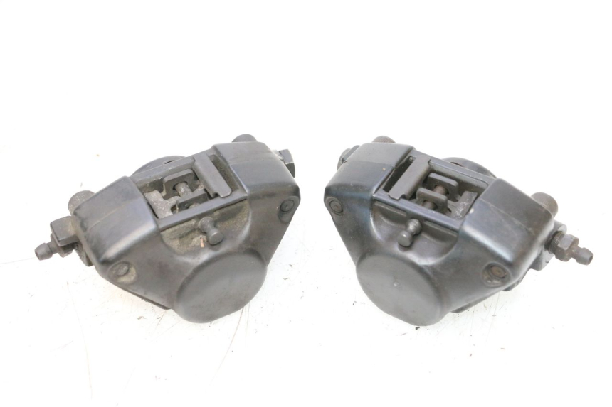 photo de PINZA FRENO DELANTERA PIAGGIO MP3 RL 250 (2006 - 2010) - Detalles de los puntos de fijación