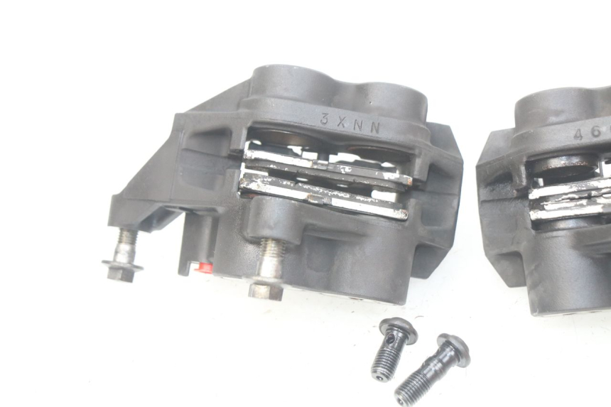 photo de PINZA DE FRENO DELANTERA YAMAHA MT-07 MT07 ABS 700 (2014 - 2017) - Detalle de la pieza