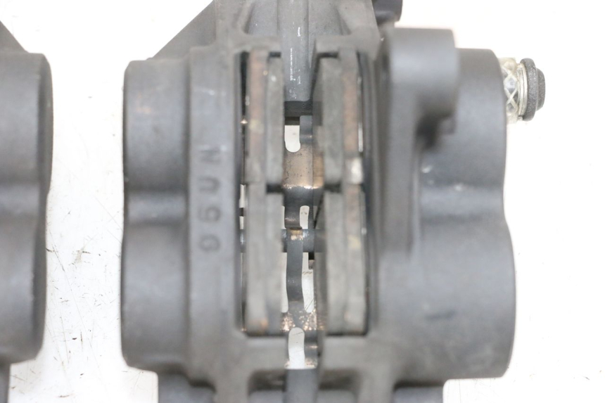 photo de PINZA FRENO DELANTERA YAMAHA MT-07 MT07 ABS 700 (2018 - 2020) - Otra perspectiva