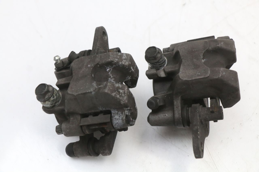 photo de PINZA FRENO DELANTERA MBK MW TRYPTIK 125 (2014 - 2016) - Primer plano técnico