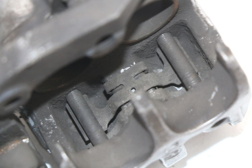 photo de PINZA DE FRENO DELANTERO HONDA NHX LEAD 110 (2008 - 2010) - Detalles de los puntos de fijación