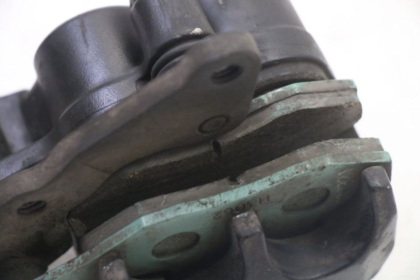 photo de PINZA FRENO DELANTERA PIAGGIO NRG POWER PUREJET 50 (2018 - 2021) - Detalles de los puntos de fijación