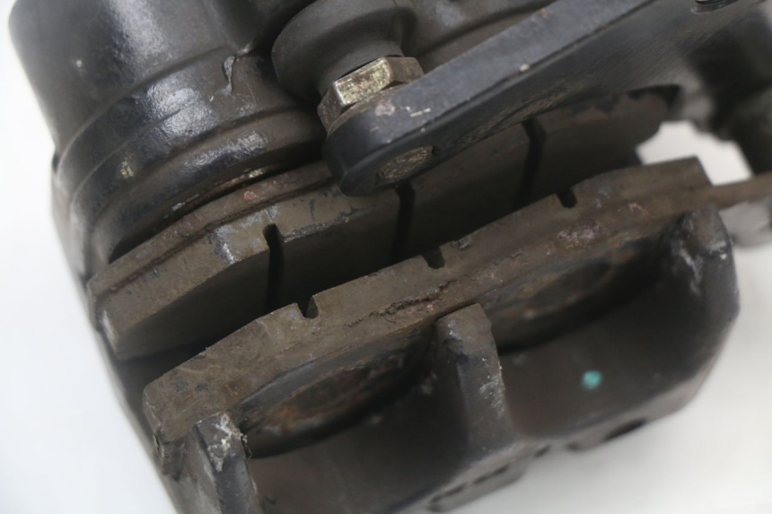 photo de PINZA FRENO DELANTERA ASTOR ORCAL 125 (2015 - 2017) - Detalles de los puntos de fijación