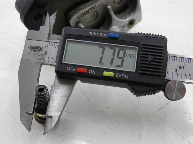 photo de PINZA FRENO DELANTERA QINGQI SPEEDY 50 (2005 - 2007) - Otra perspectiva