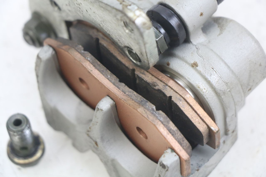 photo de PINZA DE FRENO DELANTERA YCF R-START 125 - Zoom estado de uso