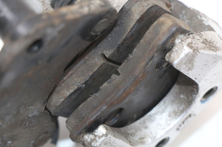 photo de Pinza de freno delantero EUROCKA R8 4T 50 (2013 - 2022) - Detalles de los puntos de fijación