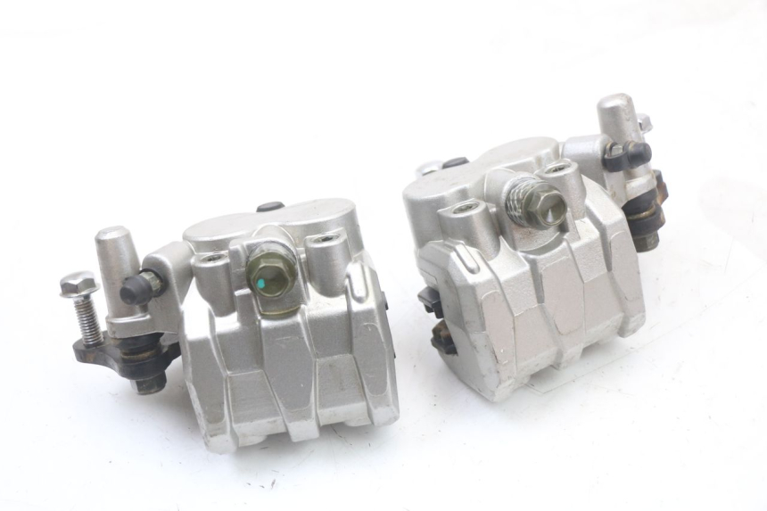 photo de PINZA FRENO DELANTERA REGAL RAPTOR RAXTER 2 125 (2007 - 2015) - Primer plano técnico