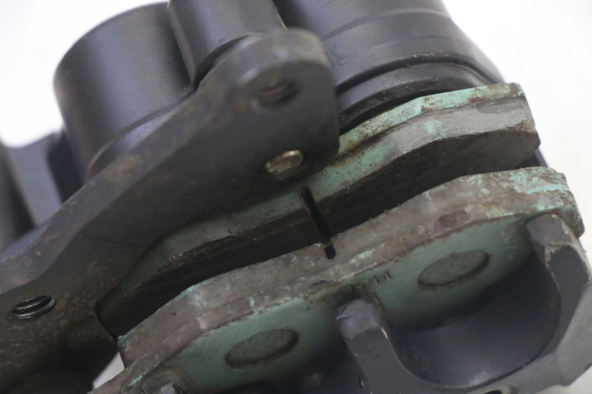 photo de PINZA FRENO DELANTERA GILERA RUNNER SP 50 (2006 - 2008) - Detalles de los puntos de fijación