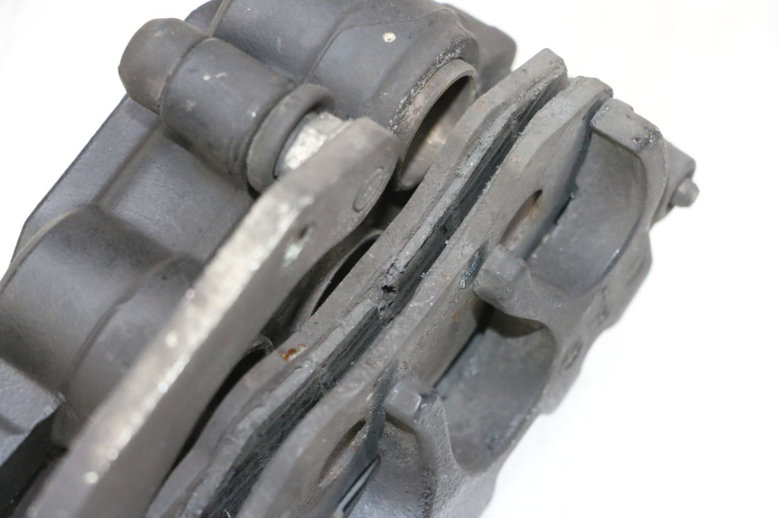 photo de PINZA FRENO DELANTERA PEUGEOT SATELIS 125 (2013 - 2018) - Otra perspectiva