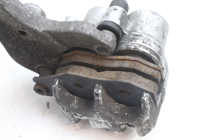 photo de PINZA DE FRENO DELANTERA PEUGEOT SATELIS 125 (2006 - 2009) - Detalles de los puntos de fijación