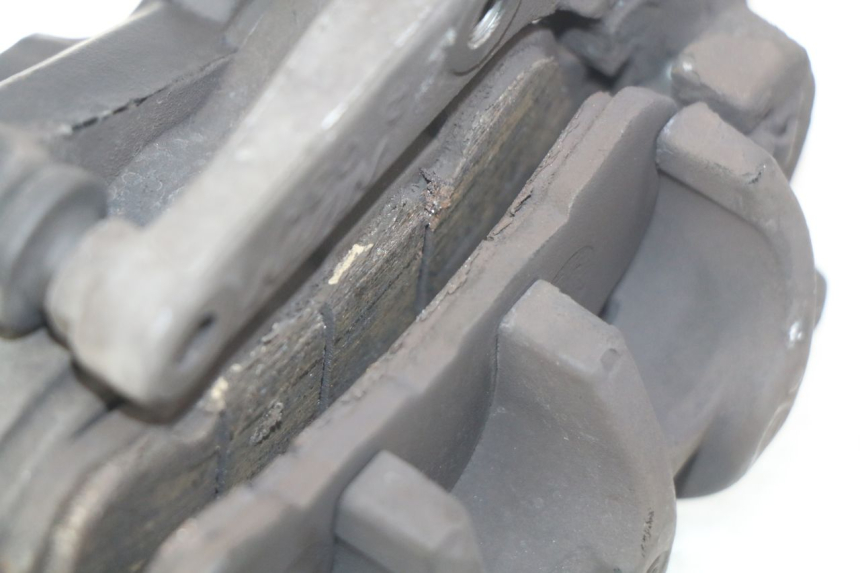 photo de PINZA DE FRENO DELANTERA SUZUKI SIXTEEN 125 (2008 - 2010) - Otra perspectiva