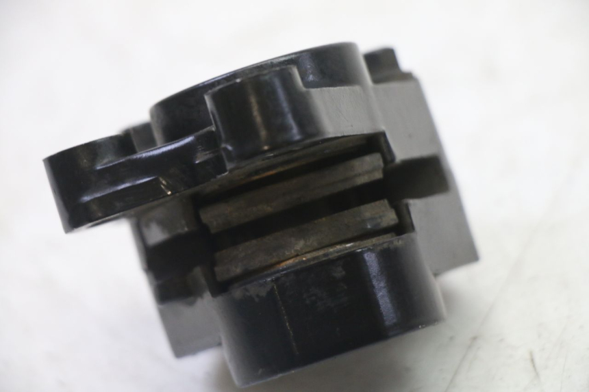 photo de PINZA FRENO DELANTERA PEUGEOT STREETZONE I NAKED 2T 50 (2018 - 2020) - Detalles de los puntos de fijación