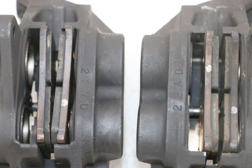 photo de PINZA FRENO DELANTERA YAMAHA TDM ABS 900 (2002 - 2014) - Otra perspectiva