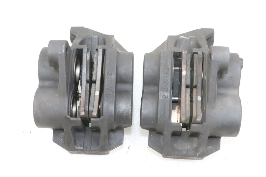 photo de PINZA FRENO DELANTERA YAMAHA TDM ABS 900 (2002 - 2014) - Primer plano técnico