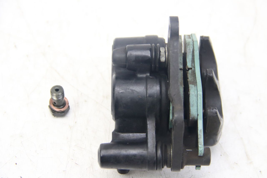 photo de PINZA DE FRENO DELANTERA PIAGGIO VESPA SPRINT 2T 50 (2014 - 2018) - Detalles de los puntos de fijación