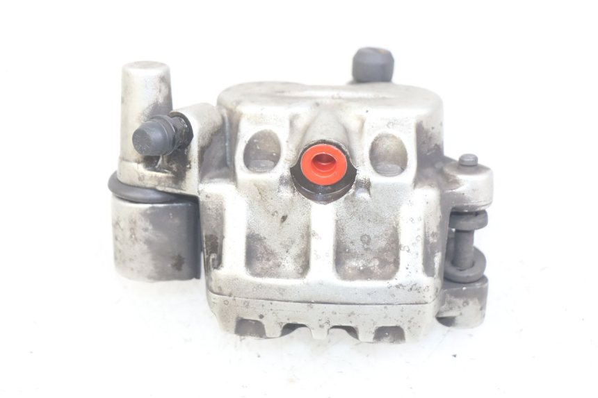 photo de PINZA DE FRENO DELANTERO YAMAHA XMAX X-MAX 125 (2006 - 2009) - Primer plano técnico