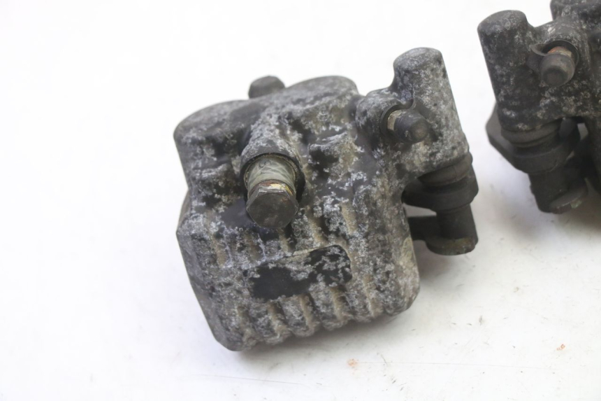 photo de PINZA DE FRENO DELANTERO PIAGGIO X9 EVOLUTION 125 (2003 - 2007) - Primer plano técnico