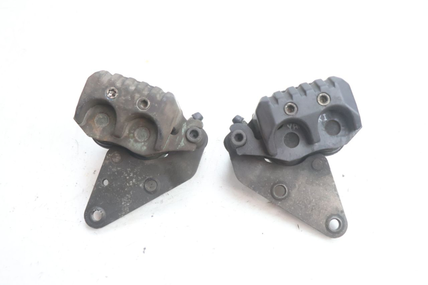photo de PINZA DE FRENO DELANTERO PIAGGIO X9 EVOLUTION 125 (2003 - 2007) - Estado de la superficie y material