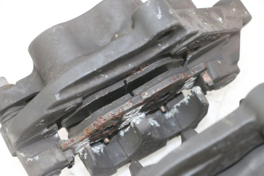 photo de PINZA FRENO DELANTERA YAMAHA XJ6 ABS 600 (2008 - 2016) - Zoom estado de uso