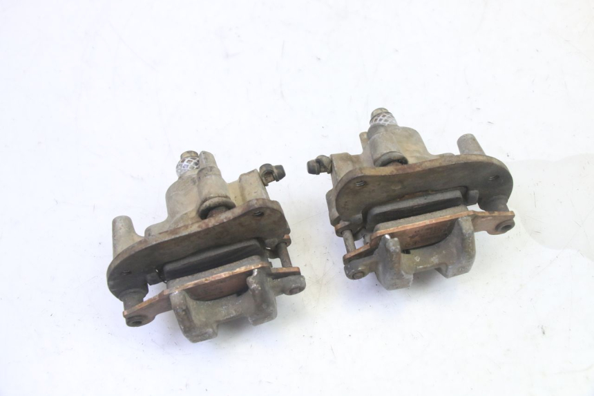 photo de PINZA FRENO DELANTERA YAMAHA YFM GRIZZLY 550 (2008 - 2015) - Detalles de los puntos de fijación