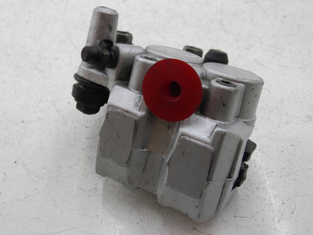 photo de PINZA FRENO DELANTERA YIYING YY 125 T-10 125 (2006 - 2012) - Zoom estado de uso