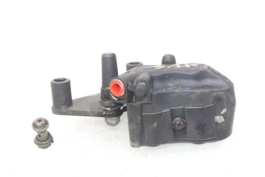 photo de PINZA DE FRENO DELANTERA YAMASAKI YM T 125 (2015 - 2020) - Detalles de los puntos de fijación