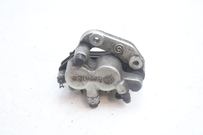 photo de PINZA DE FRENO DELANTERA YAMAHA YP MAJESTY 125 (2002 - 2006) - Otra perspectiva