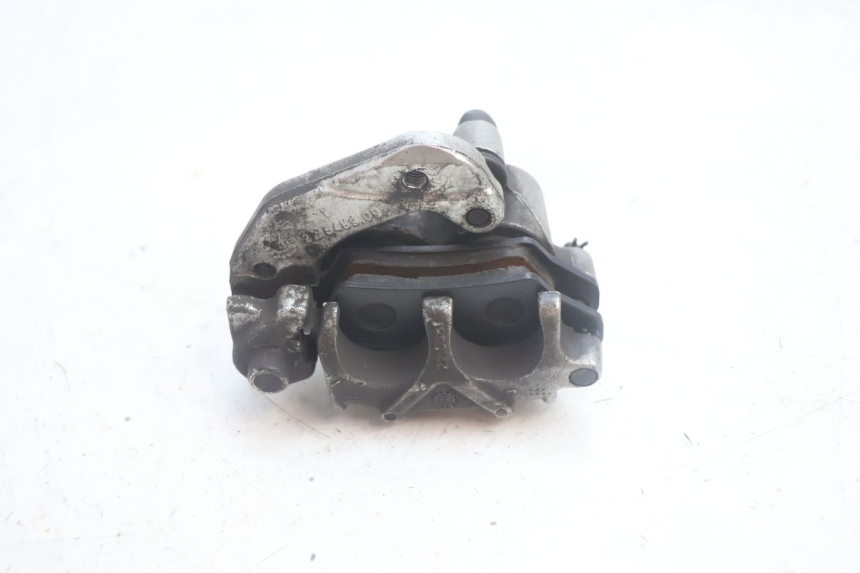 photo de PINZA DE FRENO DELANTERA YAMAHA YP MAJESTY 125 (2002 - 2006) - Primer plano técnico