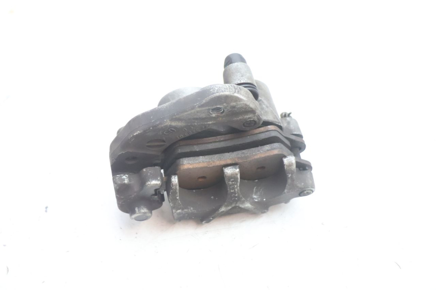 photo de PINZA DE FRENO DELANTERA YAMAHA YP MAJESTY 125 (2002 - 2006) - Primer plano técnico
