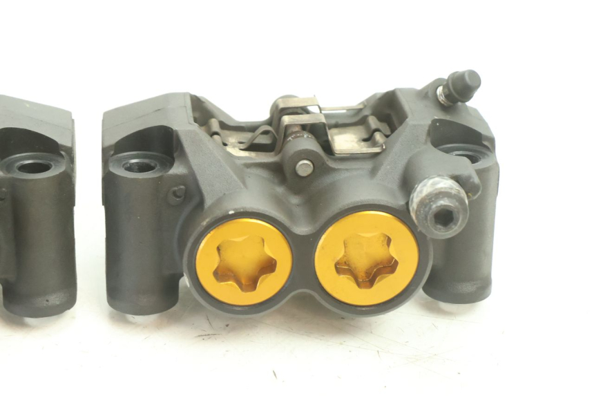 photo de PINZA FRENO DELANTERA YAMAHA YZF R6 600 (2008 - 2009) - Zoom estado de uso